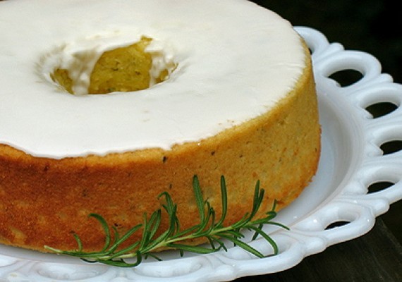 Lemon Rosemary Cake