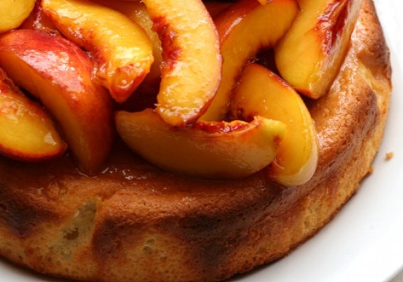 French Yogurt Cake with Peaches