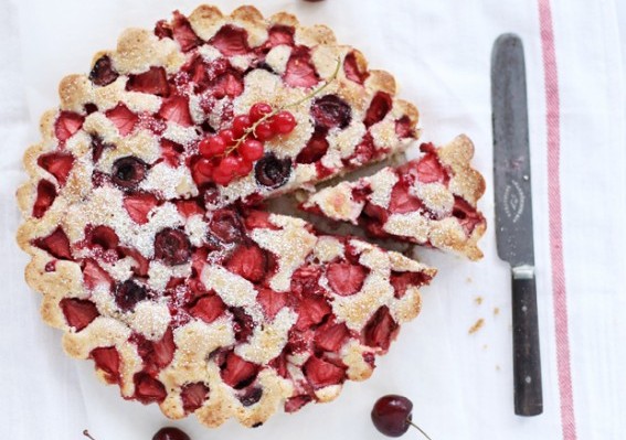 Cherry, Strawberry and Red Currant Cake