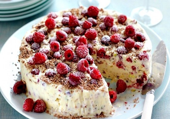 Easy Ice-cream Cake Recipe with Raspberry, Meringue & Chocolate