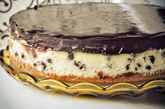 Chocolate Chip Cheesecake