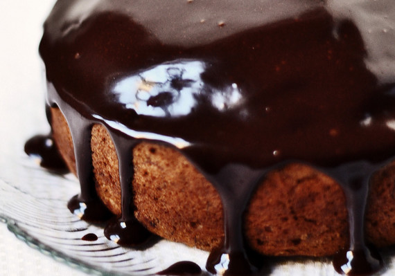 Eggless Banana Cake with Chocolate Recipe