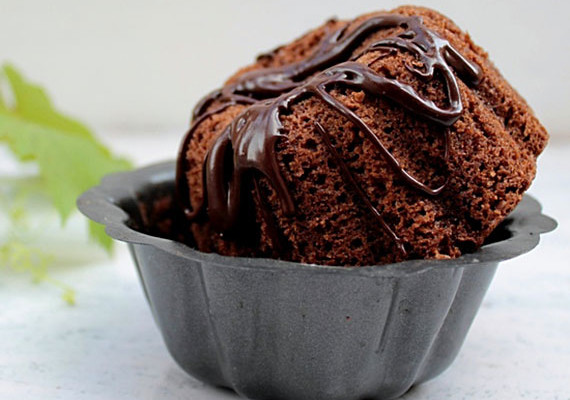 Egg-Free Chocolate Mini Bundt Cakes