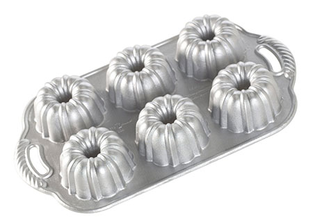 Nordicware Mini Bundt® Cake Pan  Savoury cake, Mini bundt cakes, Cake pans