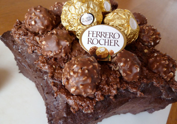 Ferrero-Rocher-Cake-2