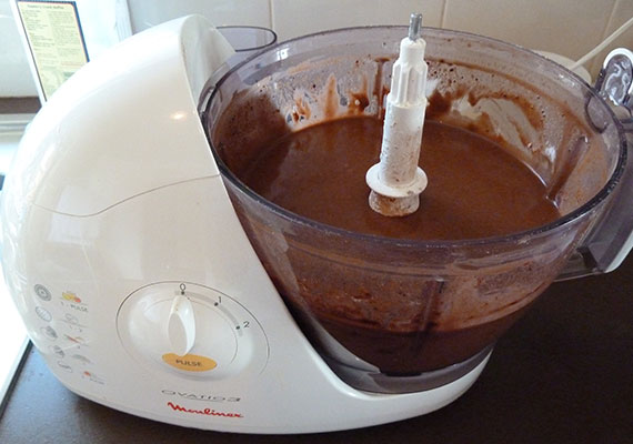 Plain-Chocolate-Cake-Recipe-Food-Processor