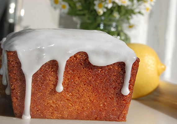 Lemon-Syrup-Cake