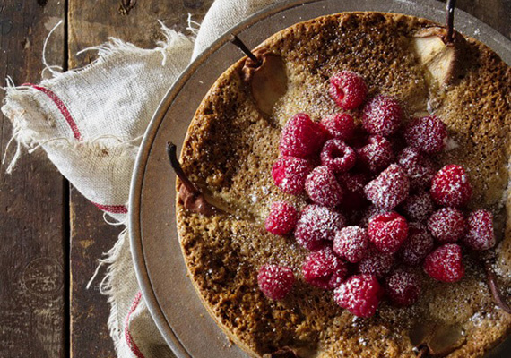 Fresh-Pear-Walnut-Cake