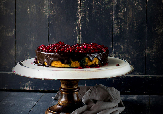 Pomegranate-Cake